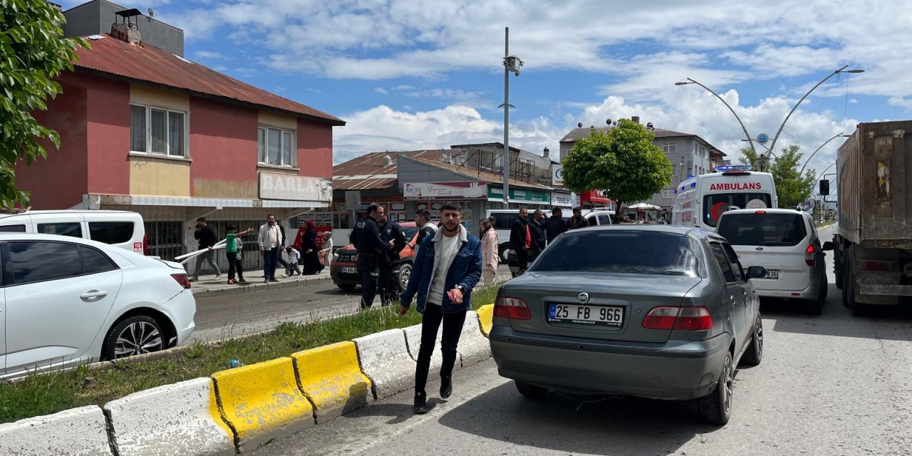 Ağrı’da maddi hasarlı trafik kazası