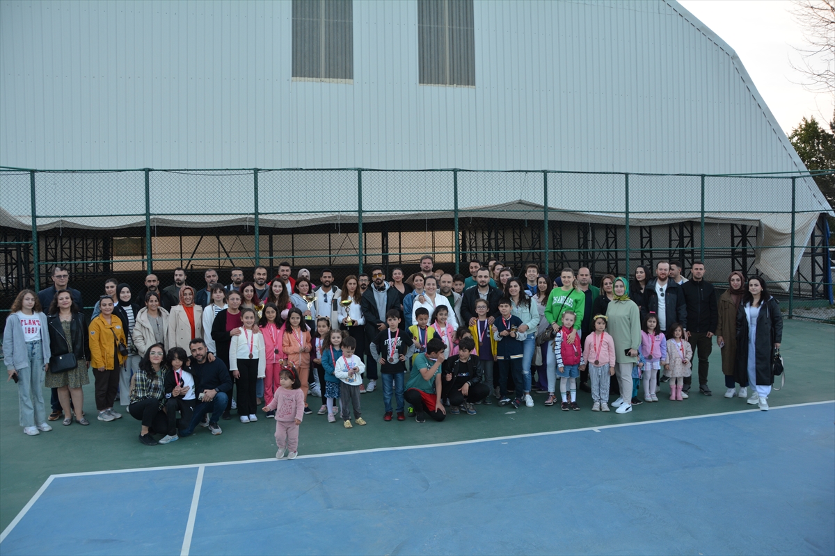 Bitlis'te tenis turnuvasına yoğun ilgi