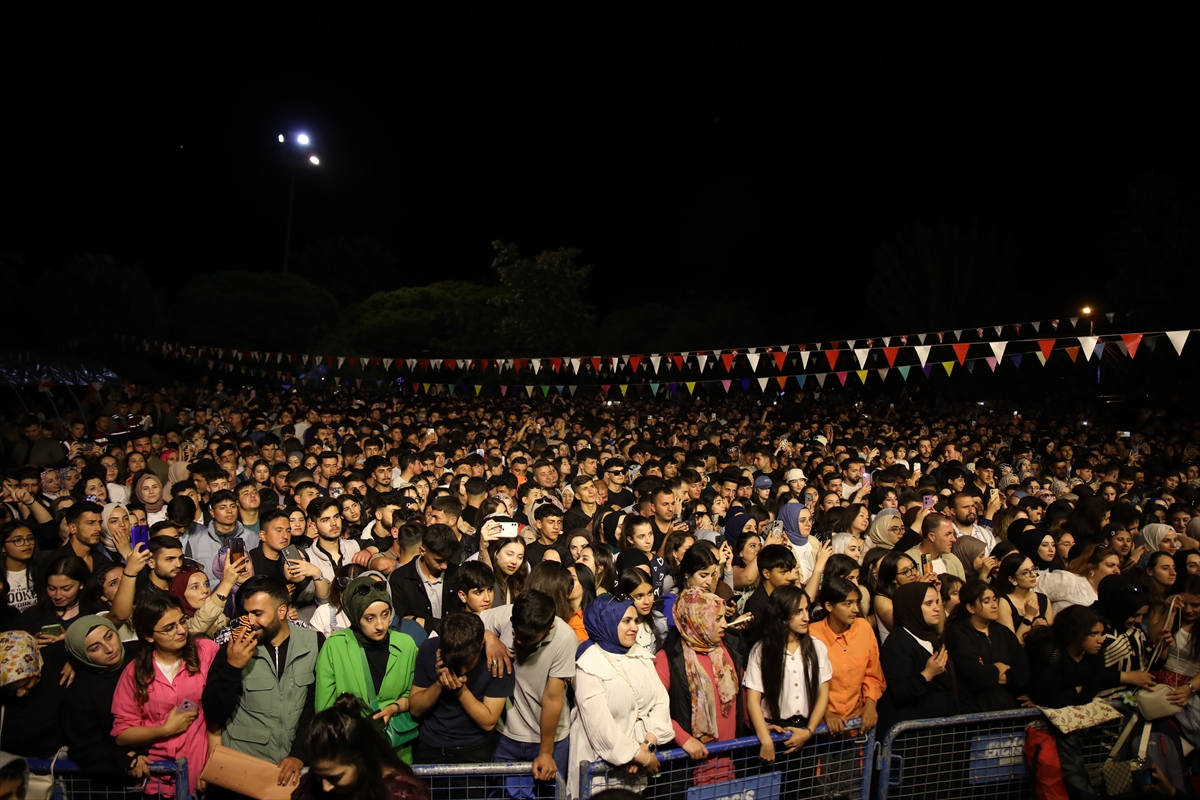 11. Uluslararası İnci Kefali Göçü Kültür ve Sanat Festivaline yoğun ilgi gösterildi