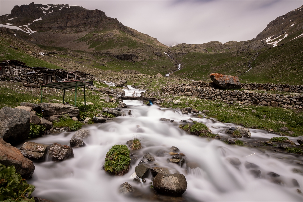 Erzurum-Rize sınırındaki muhteşem doğa ziyaretçilerini bekliyor