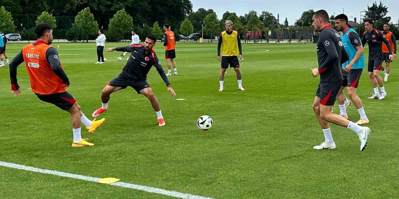 A Milli Futbol Takımı, Polonya maçı hazırlıklarını sürdürdü