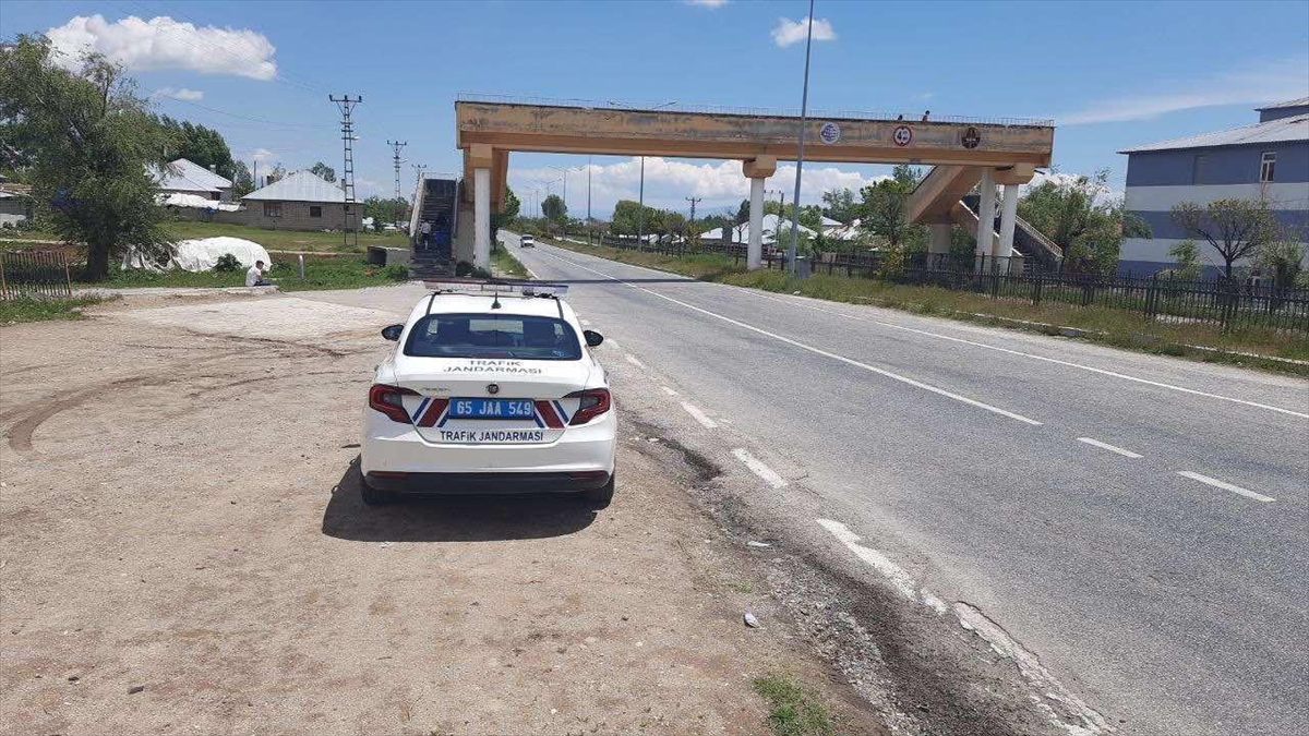 Van'da 61 araç trafikten men