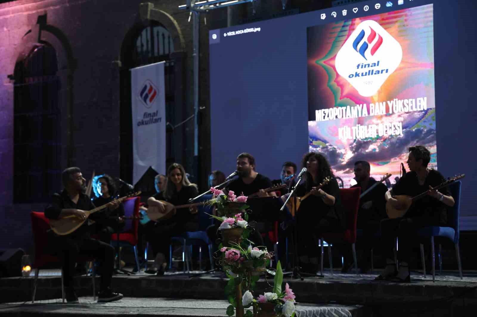 Diyarbakır’da ‘Kültürler Gecesi’ etkinliği yoğun ilgi gördü