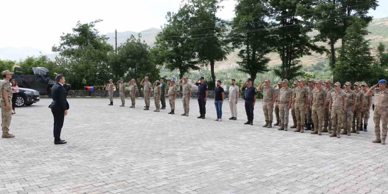 Hizan'da bayramlaşma programı düzenlendi