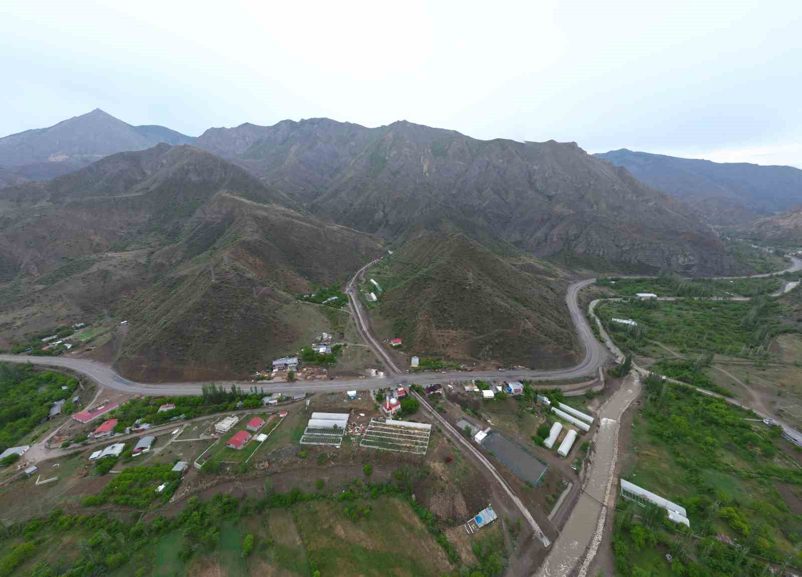 Erzurum'da yapılan kanal ile sel felaketlerinin önüne geçildi