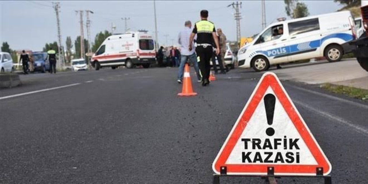 Van'da iki trafik kazasında 1 çocuk öldü, 16 kişi yaralandı