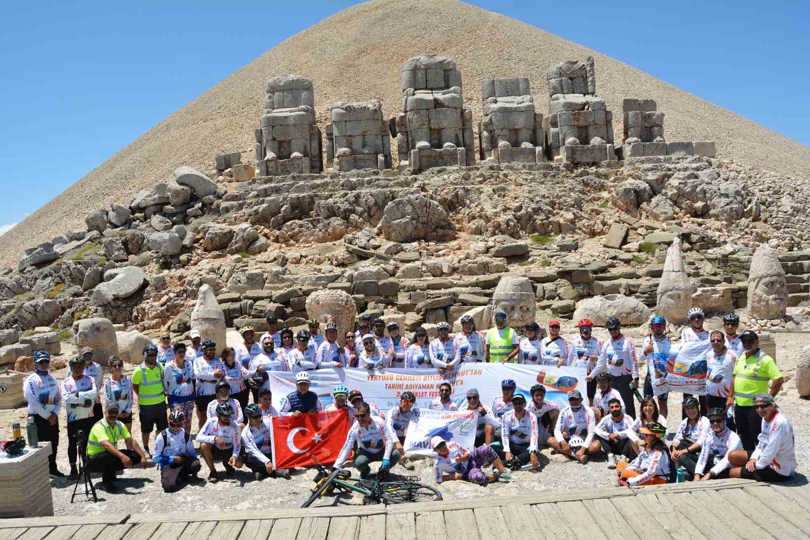 Nemrut’tan Nemrut’a bisiklet turu