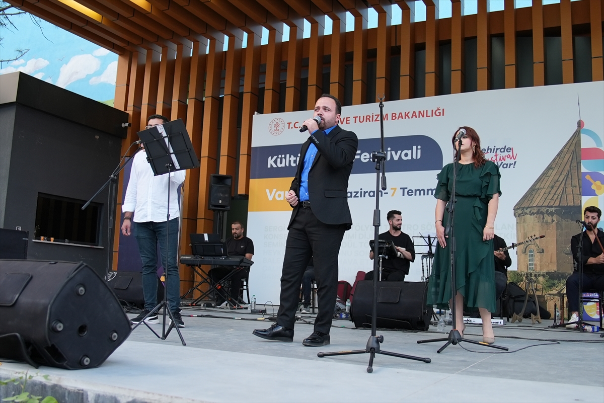 Van Kültür Yolu Festivali devam ediyor