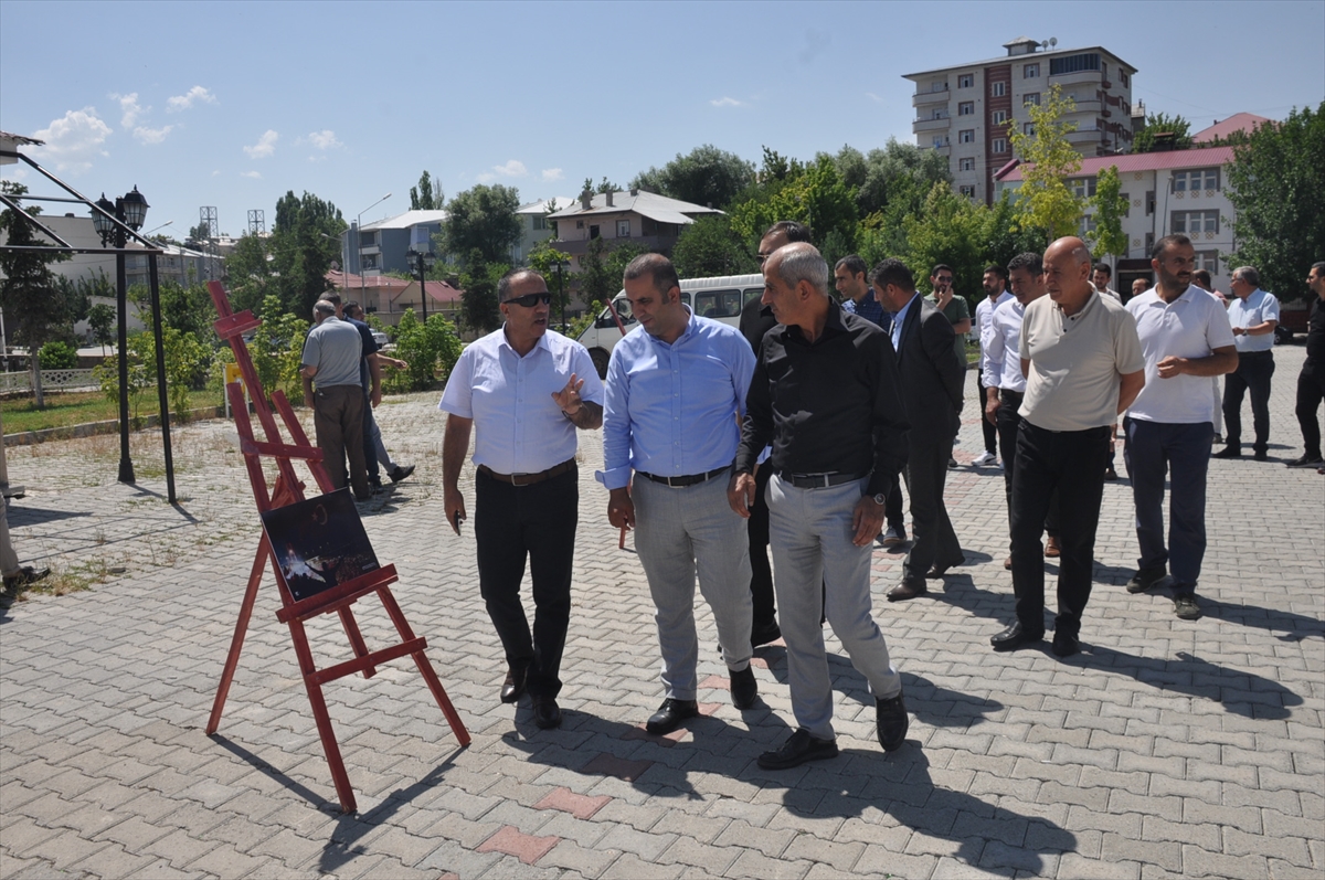 Muş'ta 15 Temmuz konulu fotoğraf sergisi açıldı