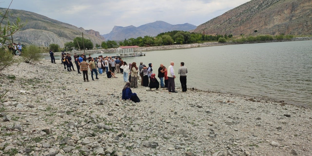 Erzurum’da Tortum Gölü’ne giren çocuk kayboldu