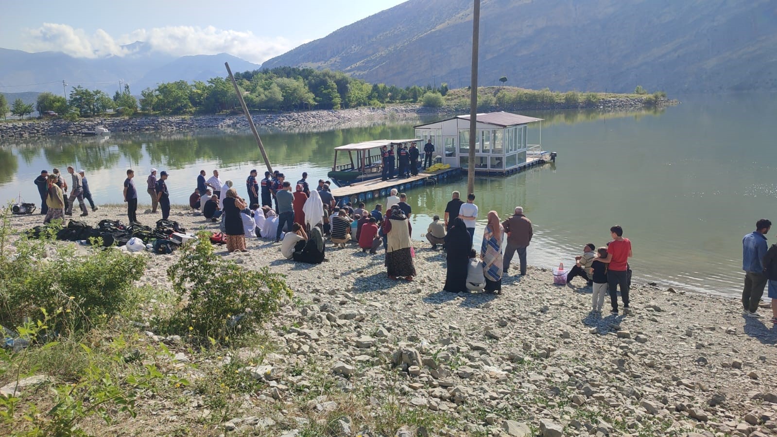 Tortum gölünde kaybolan çocuğun cesedine ulaşıldı