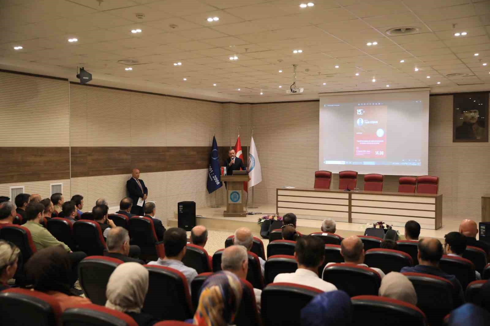 Bitlis Eren Üniversitesi’nde 15 Temmuz konferansı