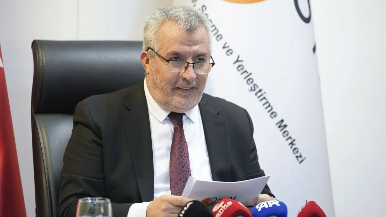 YÖK Başkanı Özvar'dan '2024-YKS' açıklaması: 'Dikkatle inceleyin' diyerek uyardı