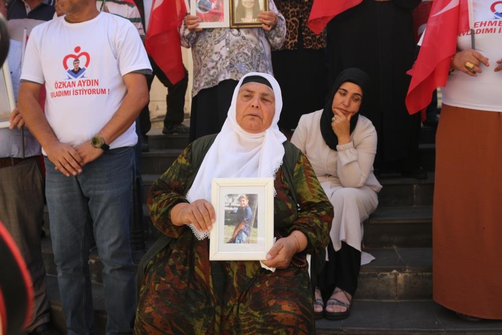 8 yıldır PKK’nın elinde olan kız, Diyarbakır'daki ailesine kavuşacak