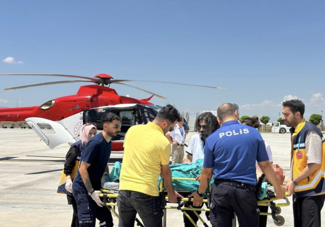 Muş’ta 78 yaşındaki hasta helikopterle Adana’ya sevk edildi