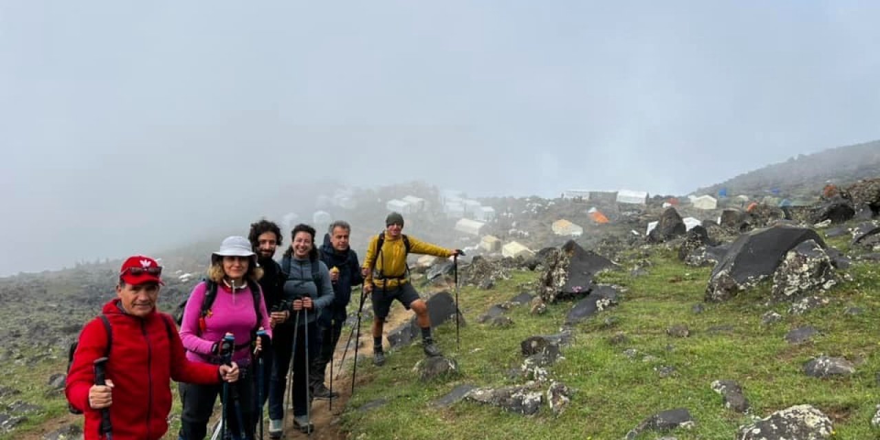 Zirvede ölen dağcıların son paylaşımı Ağrı Dağı oldu