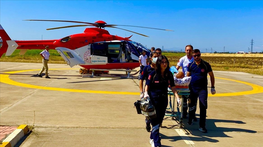 Diyarbakır'da ambulans helikopter 79 yaşındaki hasta için havalandı