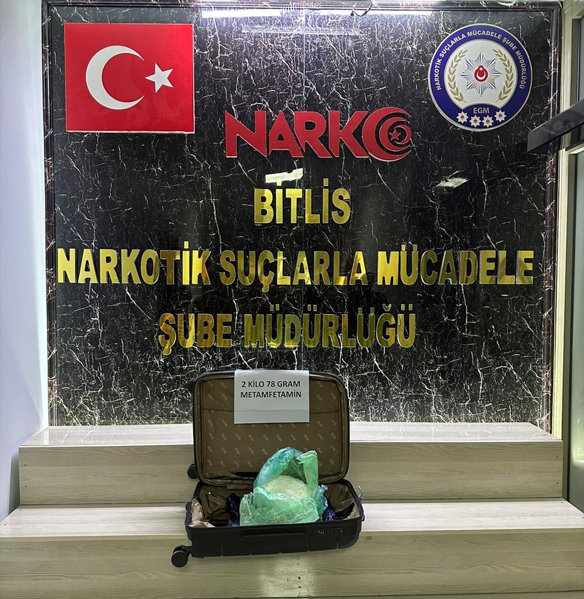 Bitlis'te durdurulan yolcu otobüsünde uyuşturucu ele geçirildi