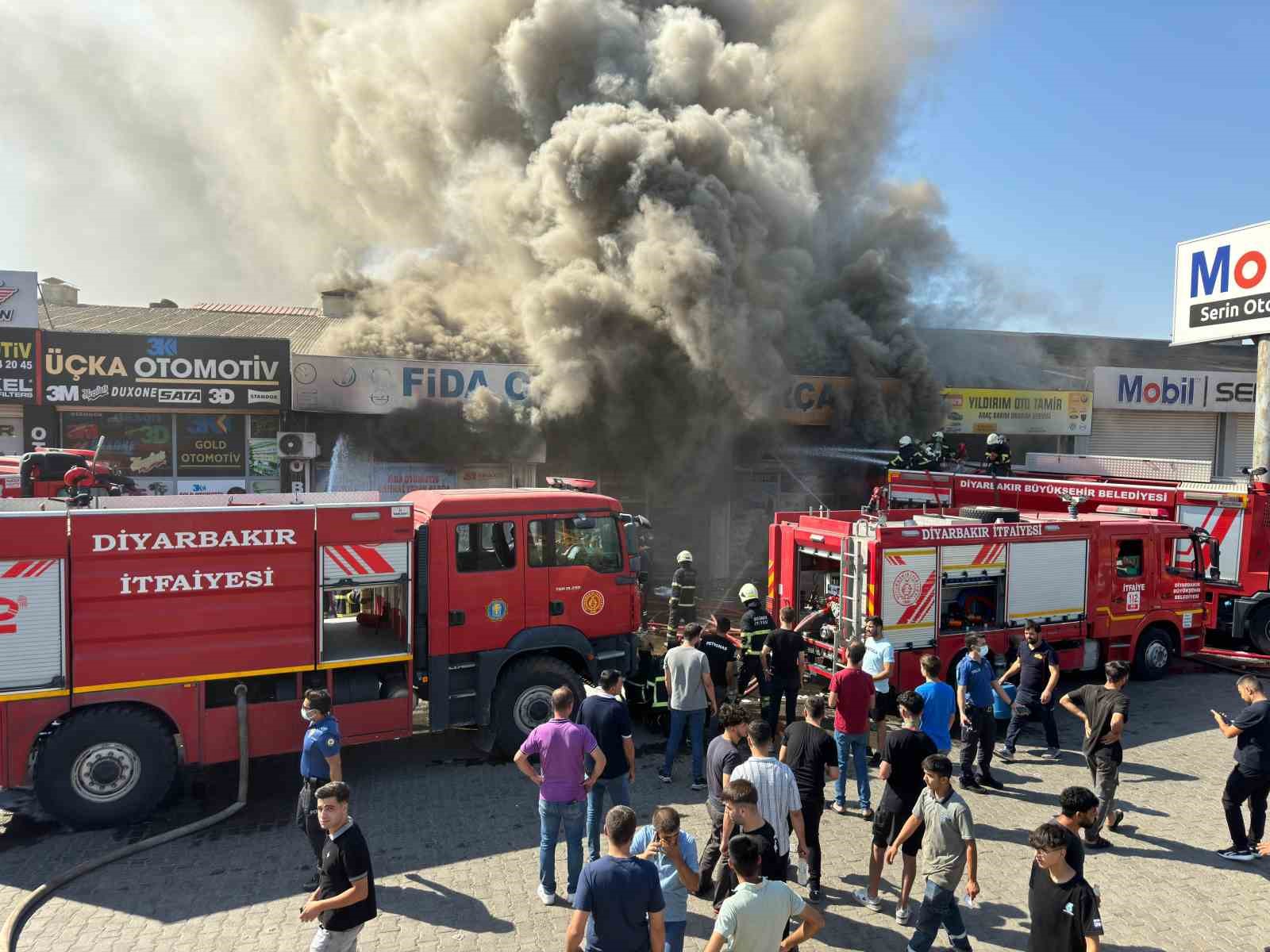 Diyarbakır’da 3. Sanayi Sitesi’nde yangın çıktı