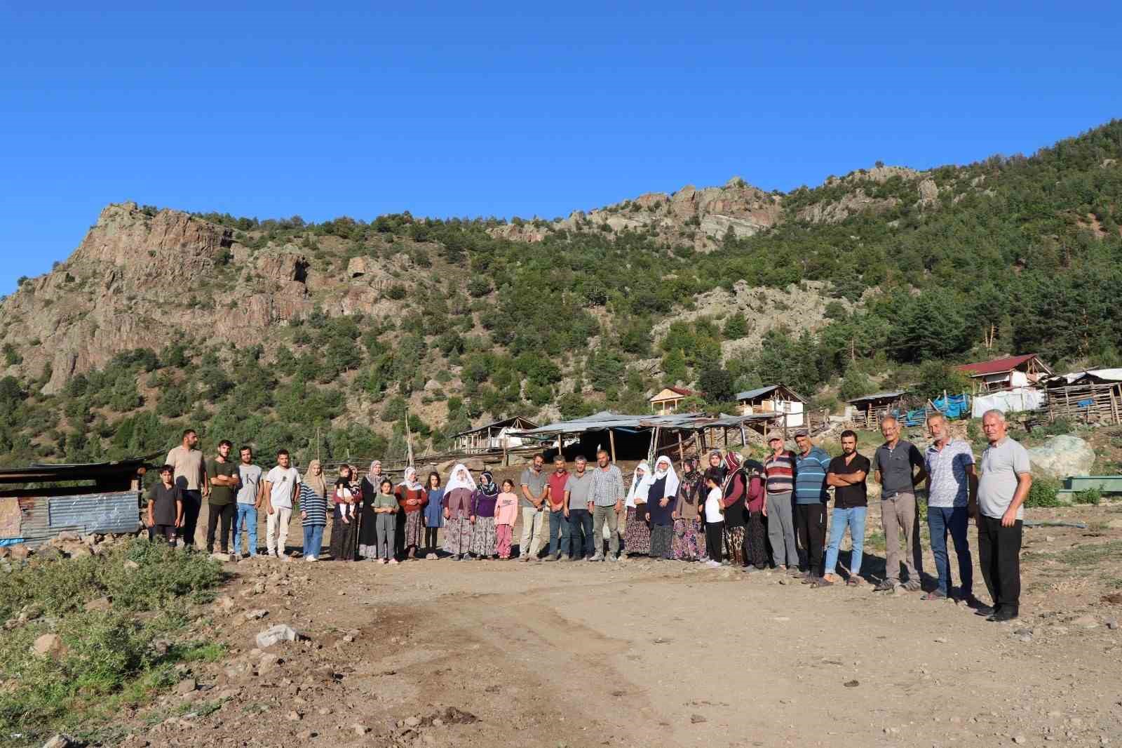 Erzurum'da çiftçiler tapu sorununun çözülmesini istiyor