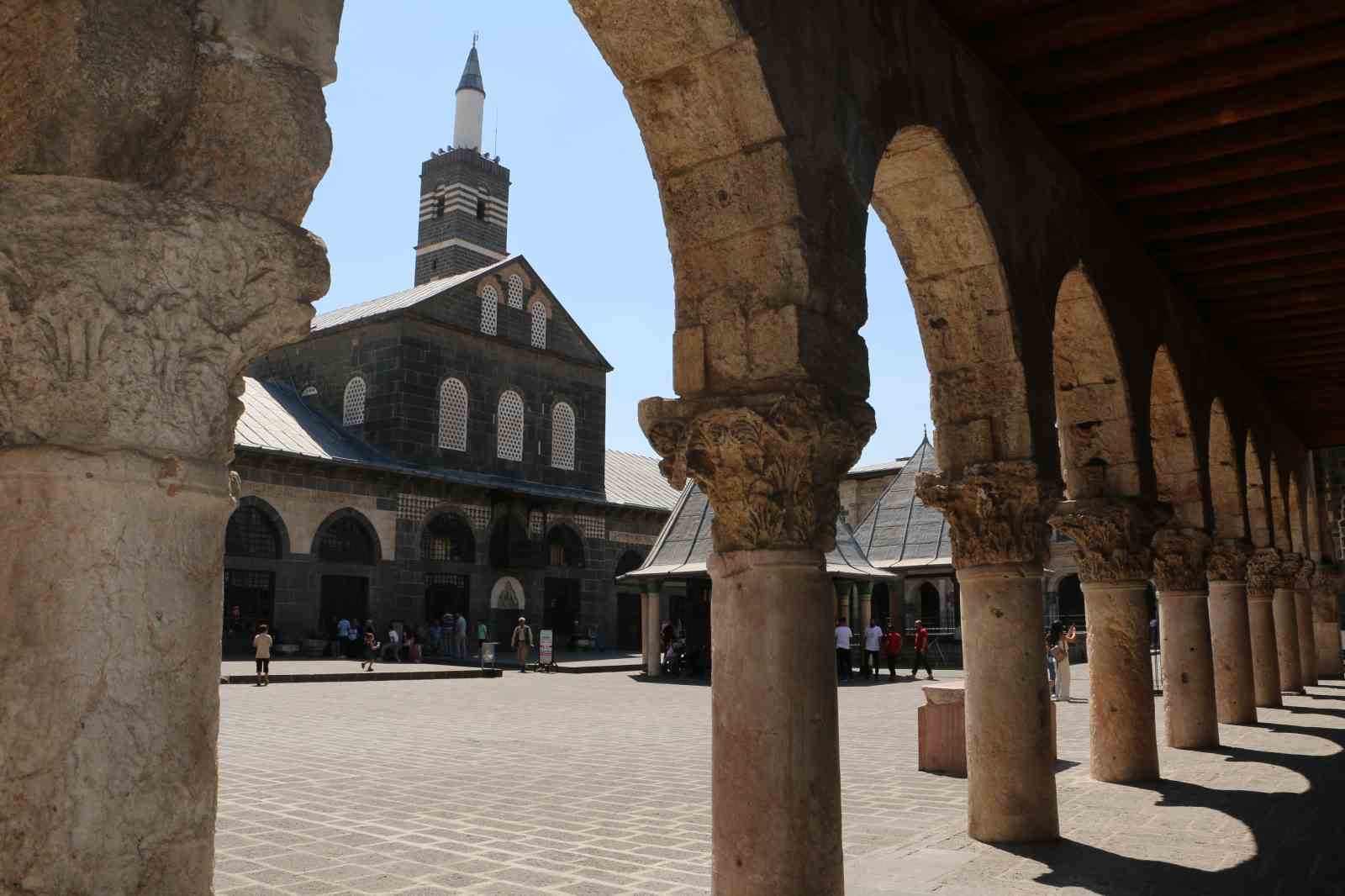 Diyarbakır’da “Eyyam-ı Bahur” sakinliği