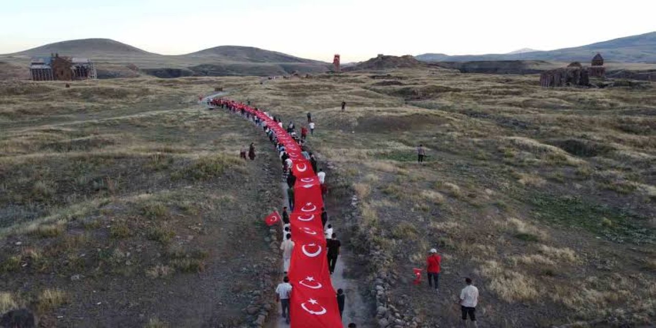 Fetih gününde Ani’de sela sesleri yükseldi