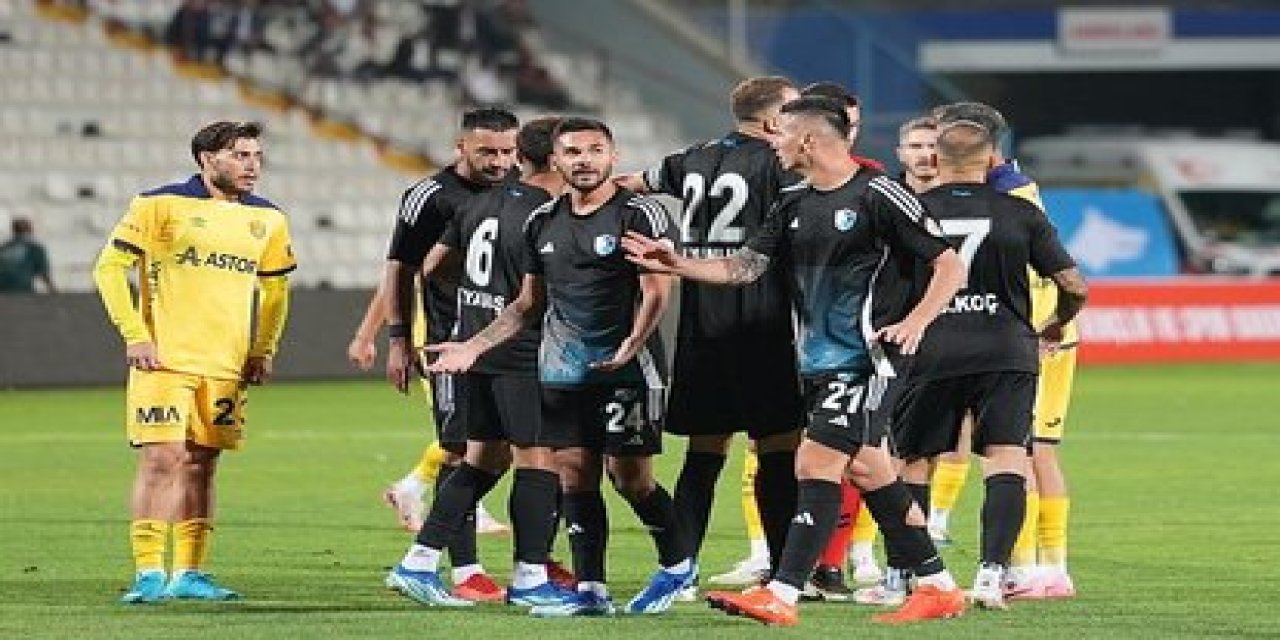 Erzurumspor evinde güldü