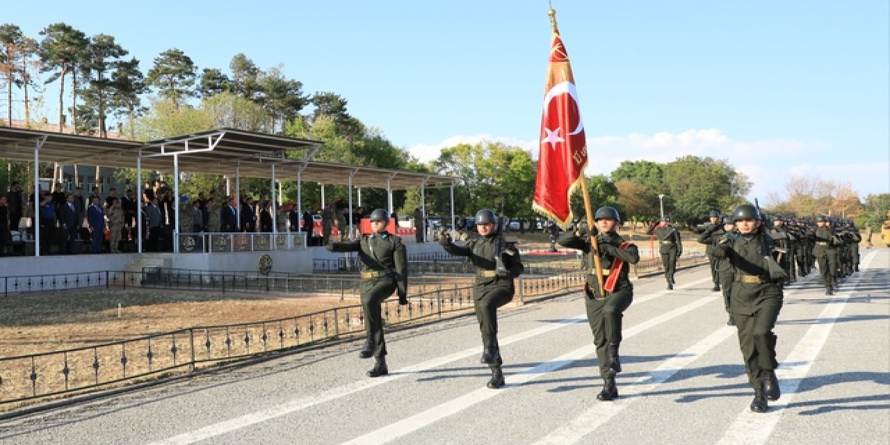 Tatvan'daki 10. Komando Tugay Komutanlığında devir teslim töreni düzenlendi