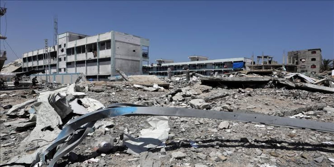 İsrail, Gazze’de UNRWA’ya ait okulu vurdu: 2 ölü, 15 yaralı