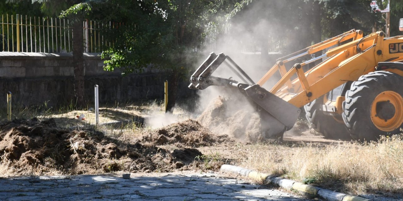 Patnos'ta Selçuklu Parkı Yeniden Hayat Bulacak