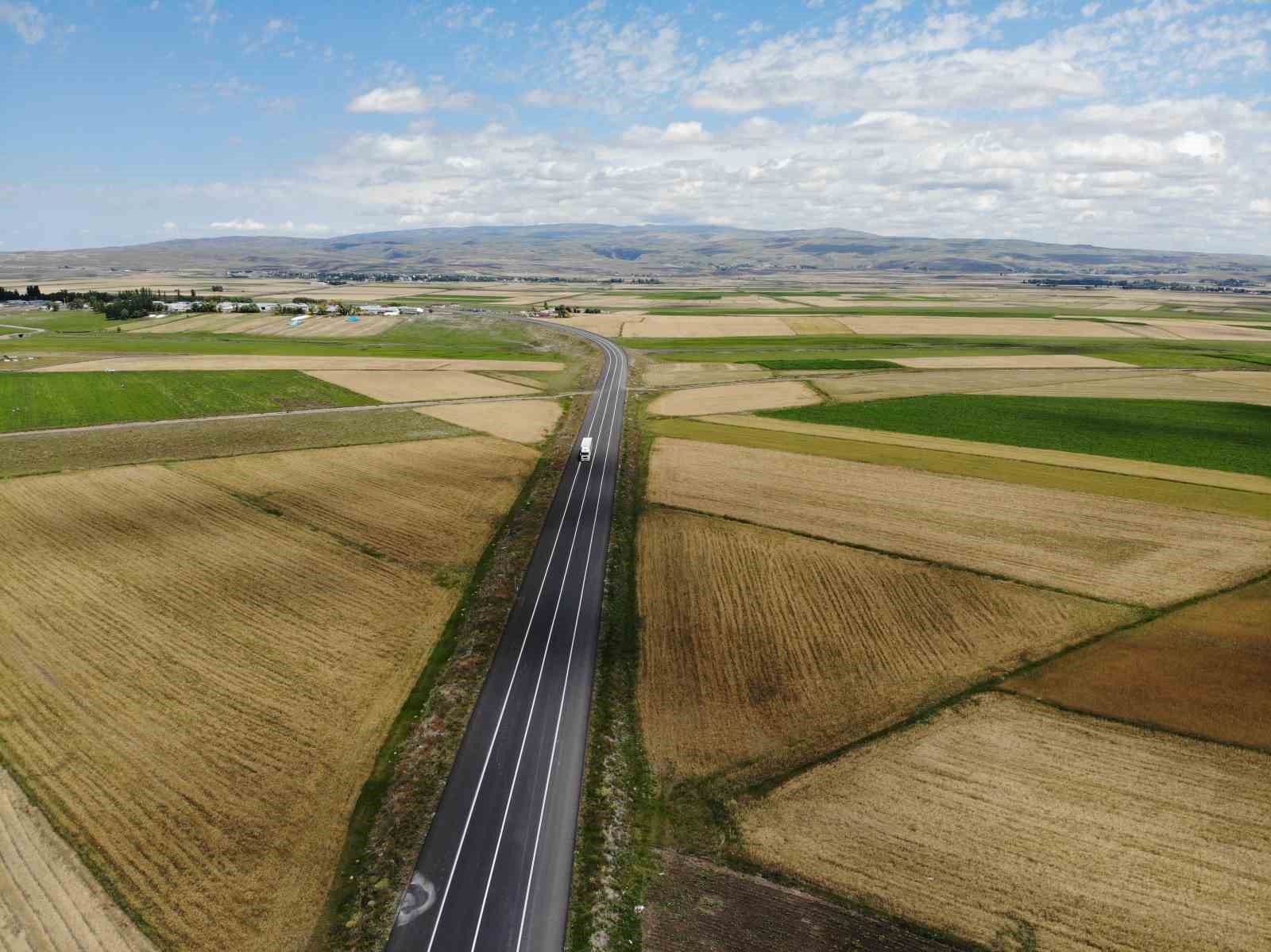 Kars’ta tarım arazilerinin dron görüntüsü hayran bıraktı