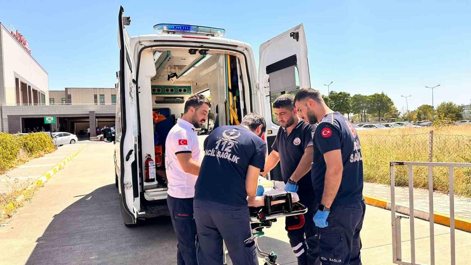 Diyarbakır'da kalp krizi geçiren hasta ambulans helikopterle hastaneye yetiştirildi