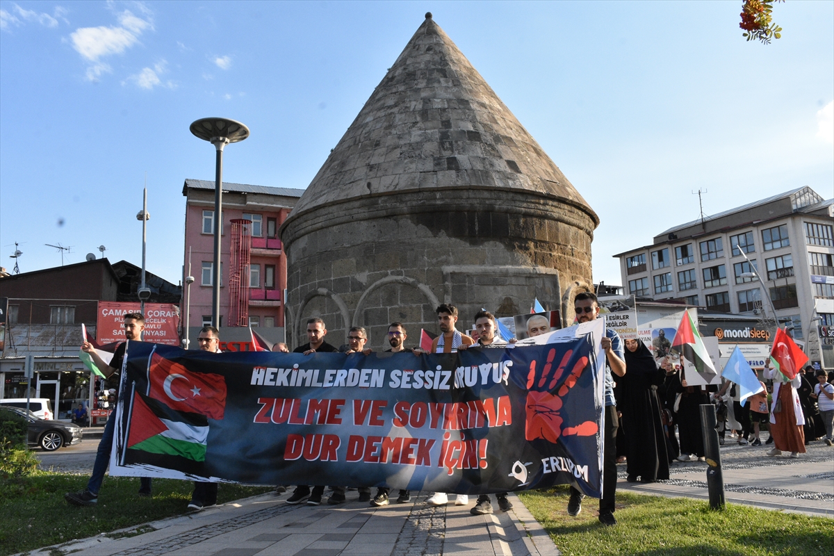 Erzurum'da sağlık çalışanları 42 haftadır Gazze için yürüyor