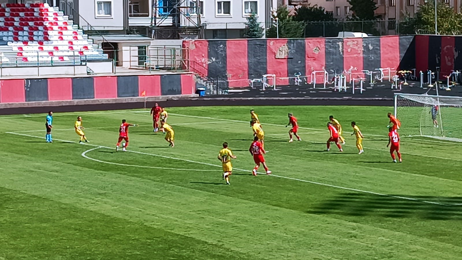 TFF 2. Ligde bulunan Vanspor FK yüzleri güldürdü