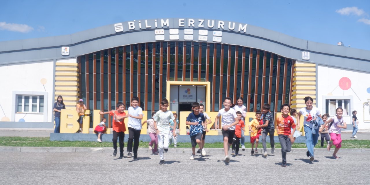 Çocukların Gözdesi Bilim Erzurum