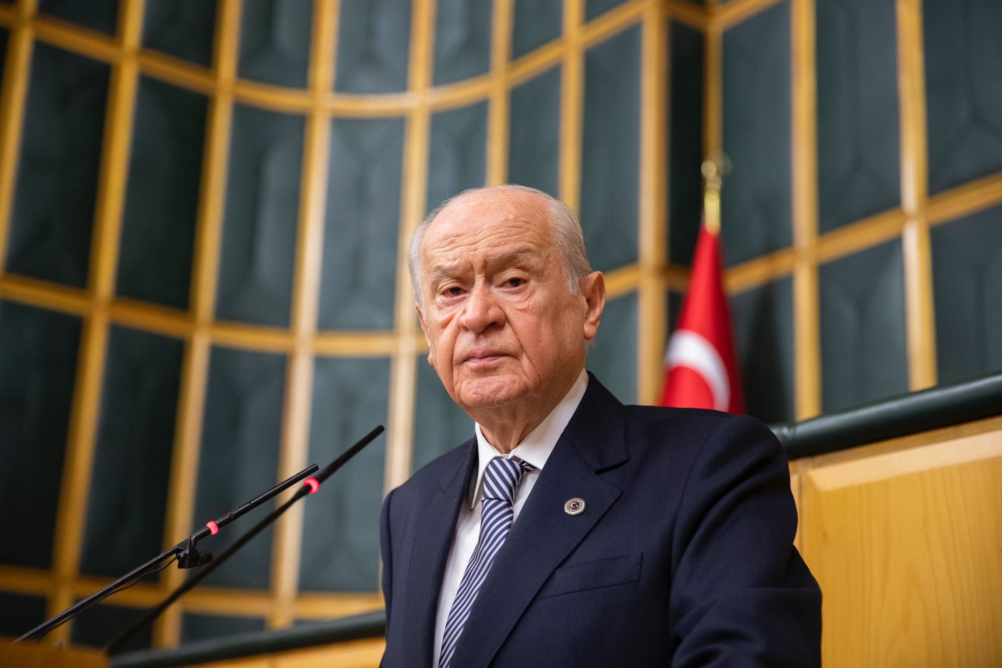 MHP lideri Bahçeli’nin hayatı kitap oluyor