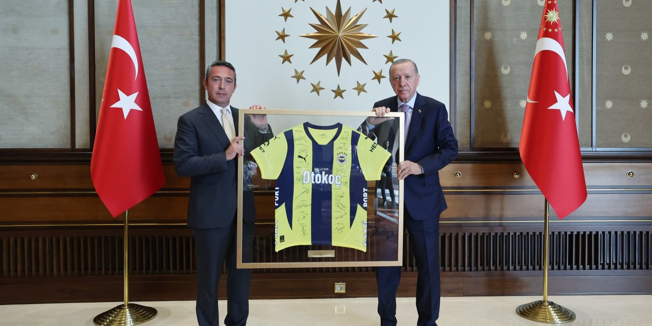 Fenerbahçe Yönetimi Cumhurbaşkanlığı Külliyesi'nde