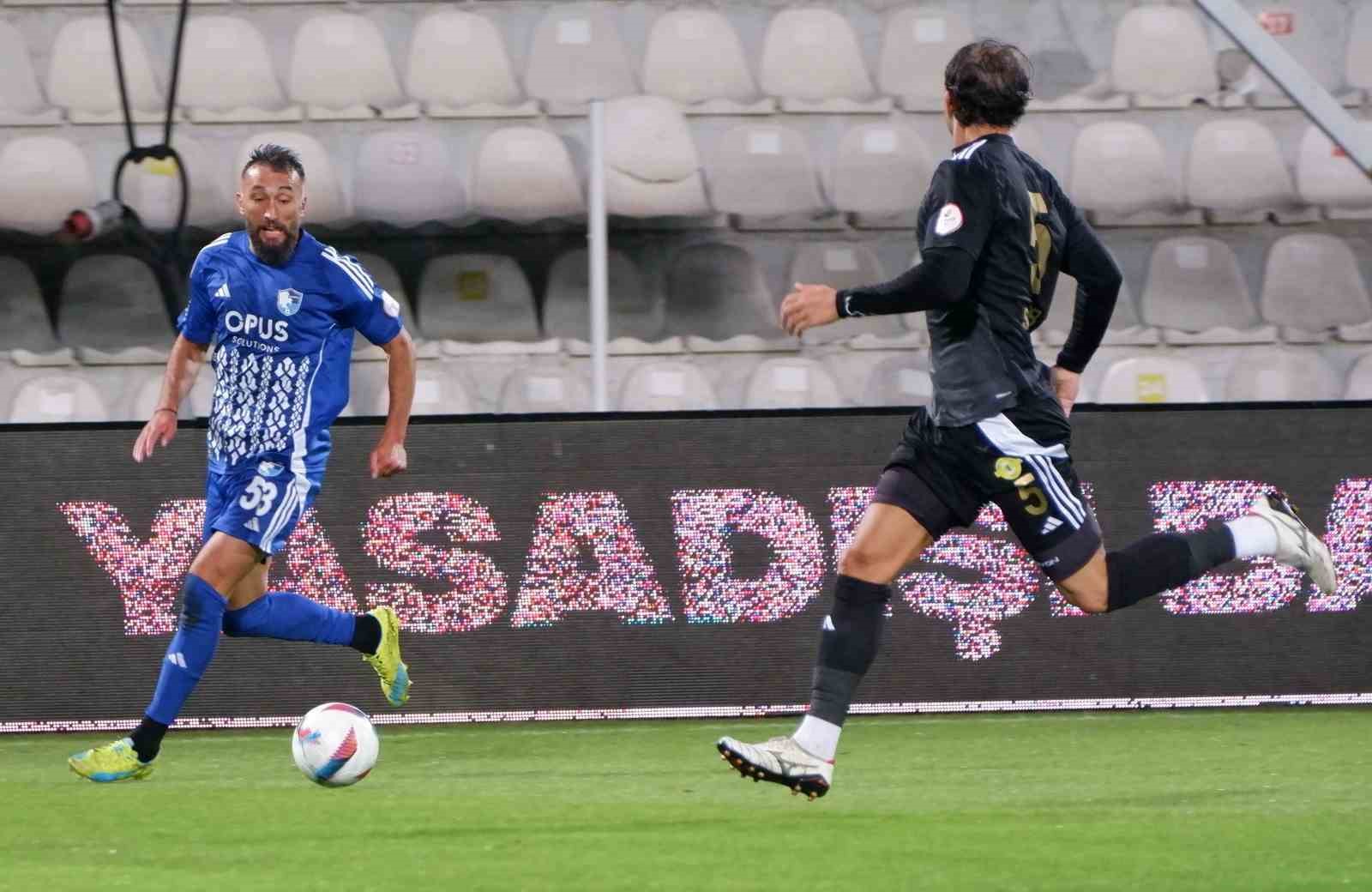 Erzurumspor Kendi Evinden Mutlu Ayrıldı