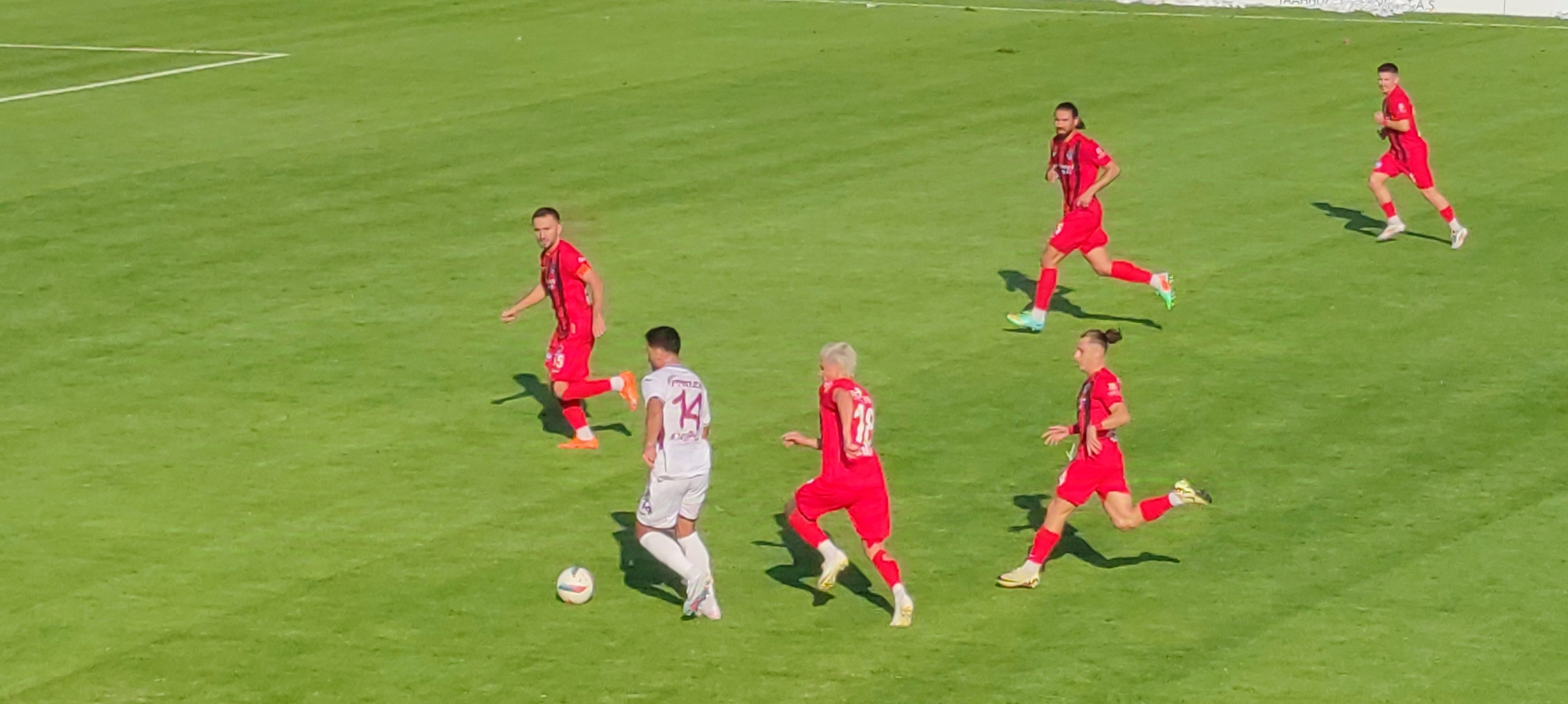 Vanspor kendi evinde Elazığspora'a 2-0 mağlup oldu