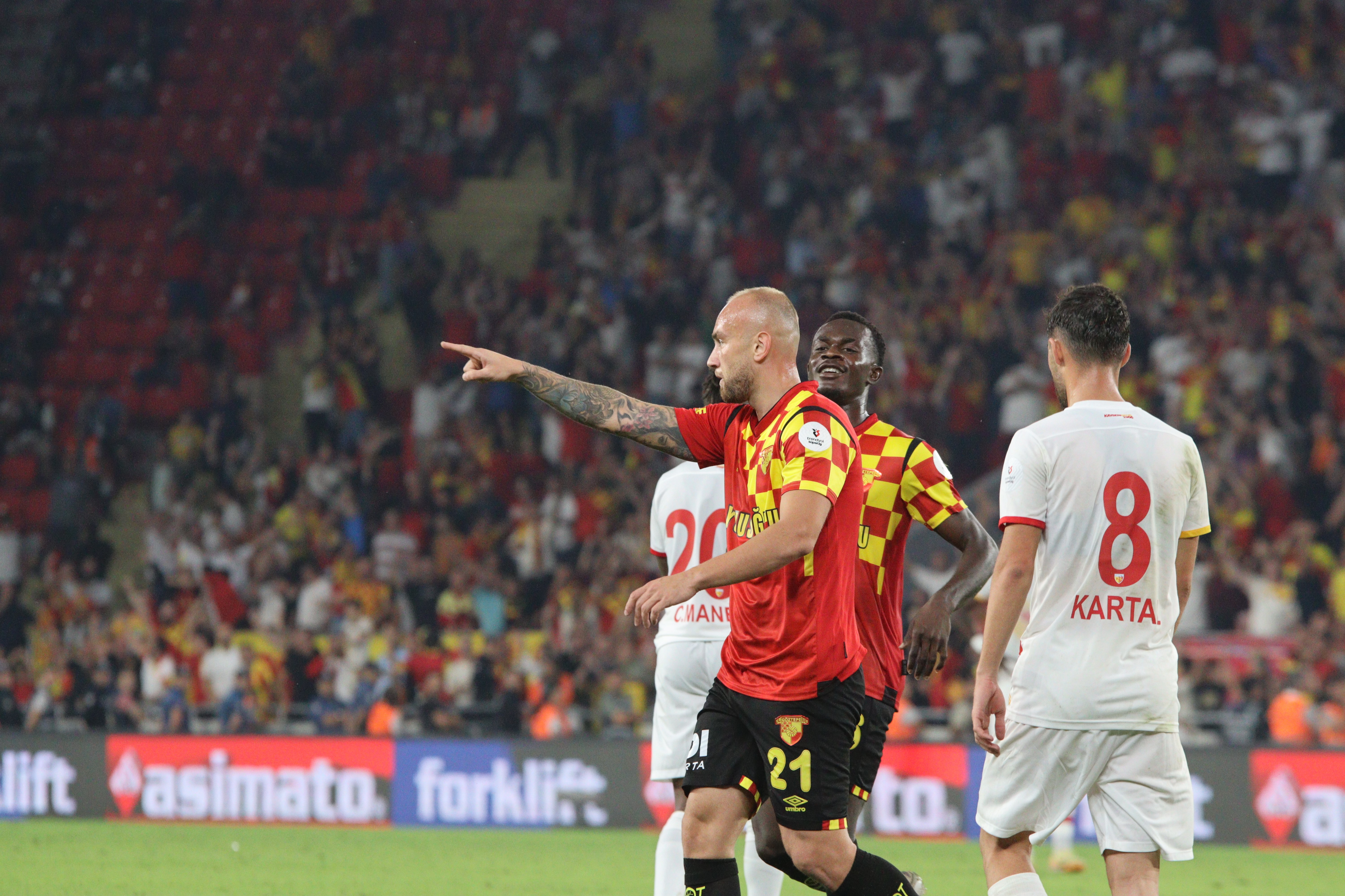 Göztepe Konuk Ettiği Kayserisporu 3-0 Mağlup Etti