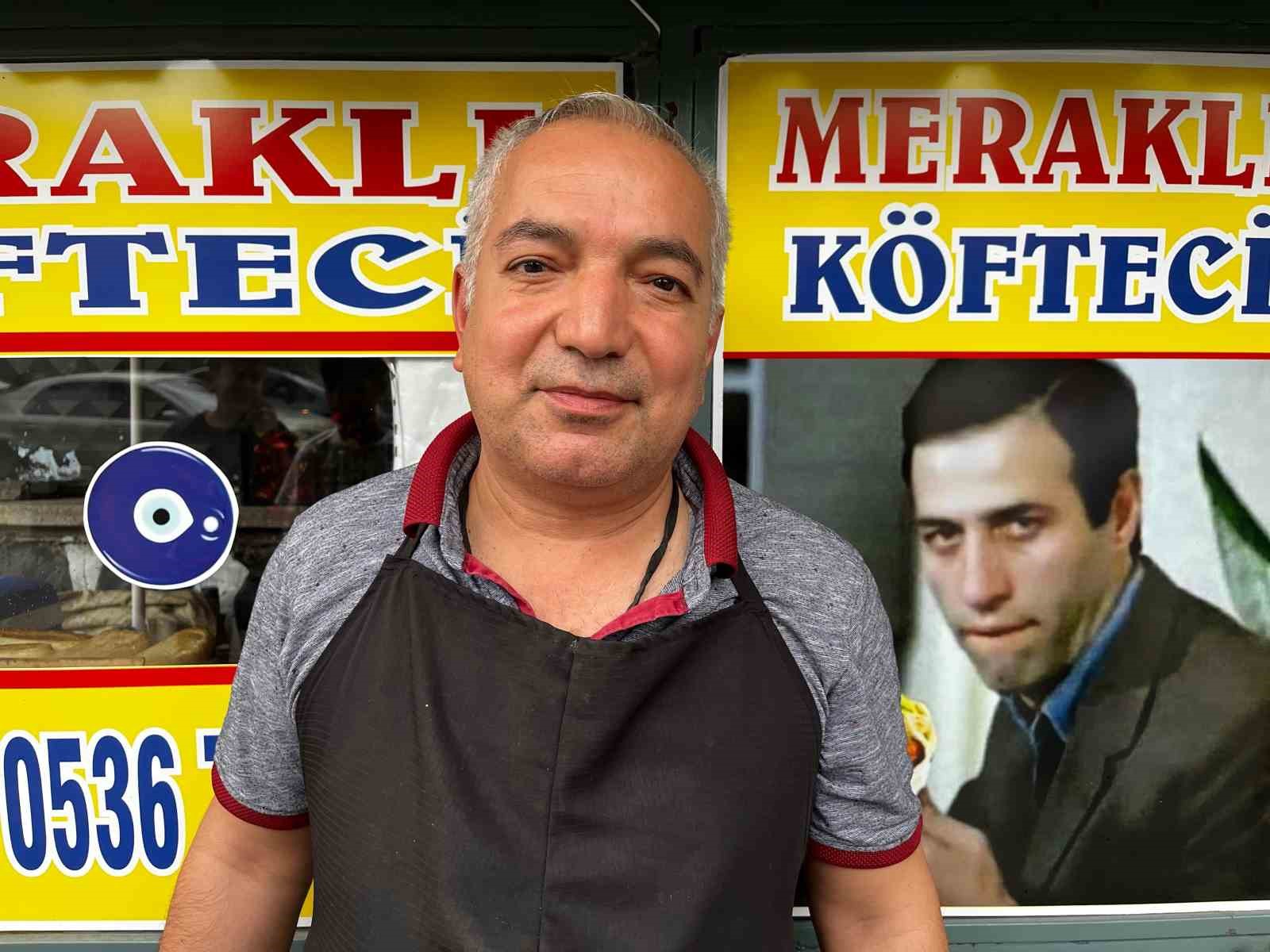 Diyarbakır'da açtığı köftecide Kemal Sunal’ın anısını yaşatıyor