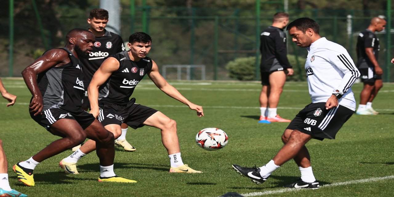 Beşiktaş Ajax maçı hazırlıklarına başladı