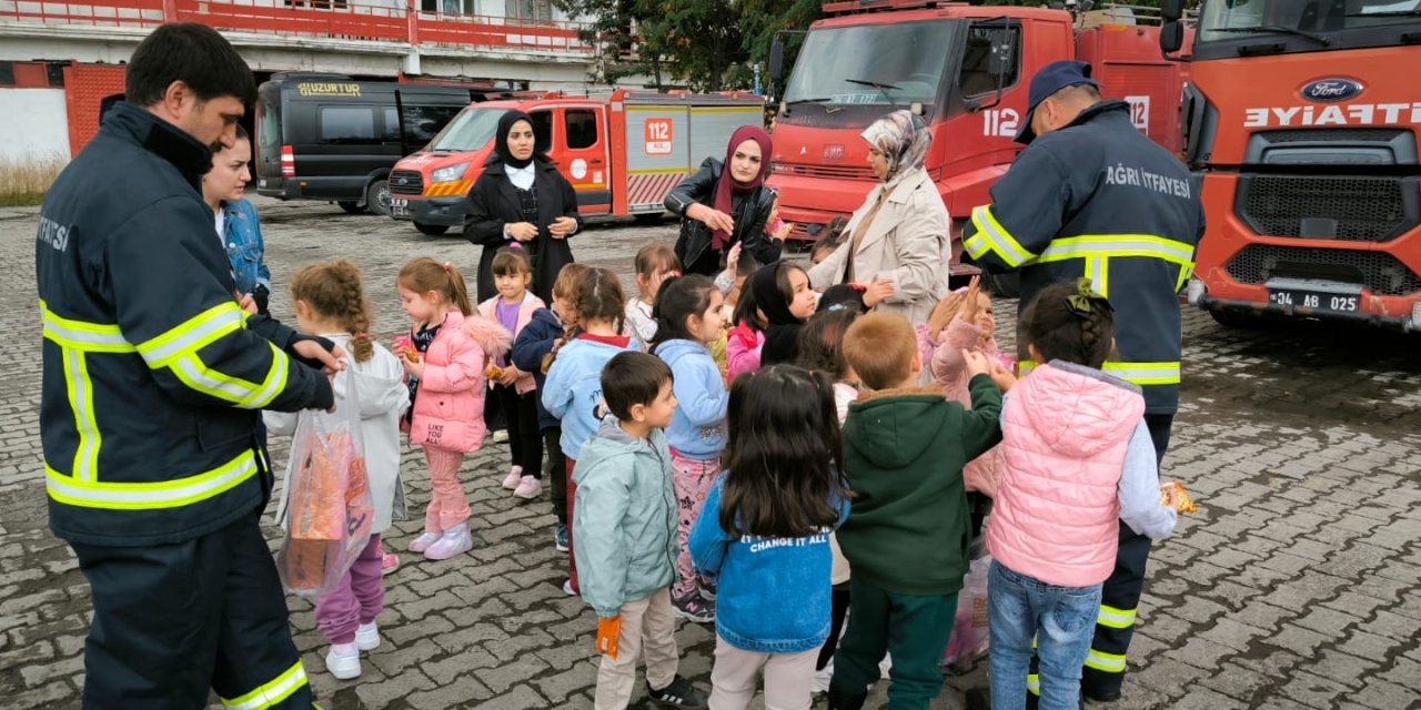 İtfaiye Haftası’nda Miniklerden Anlamlı Ziyaret