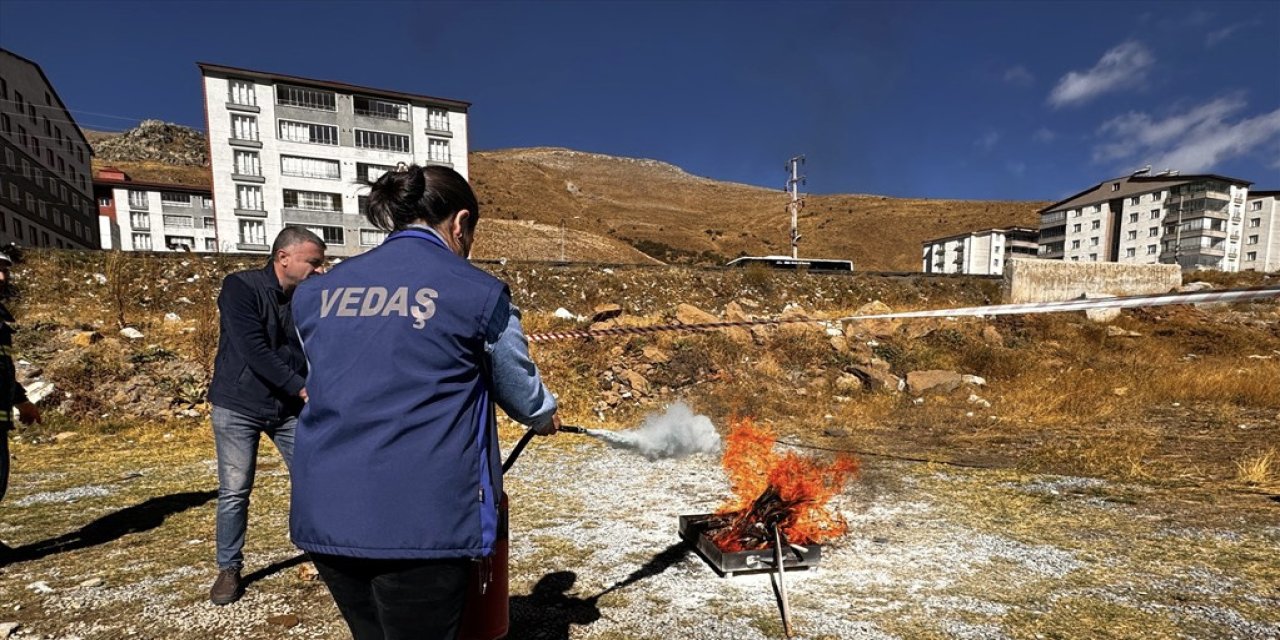 Bitlis'te yangın tatbikatı yapıldı