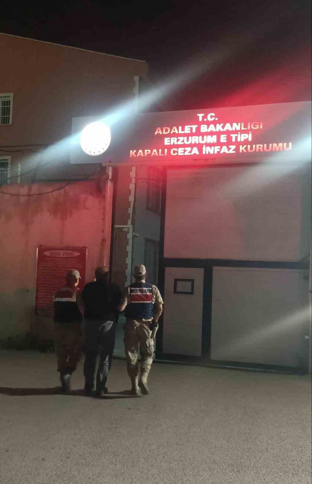 Erzurum'da terör propagandası yapan 2 kişi yakalandı