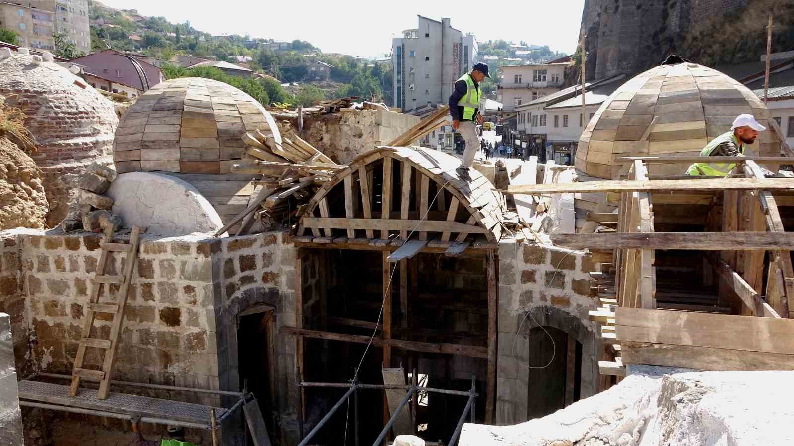 Bitlis’in tarihi dokusu yenileniyor