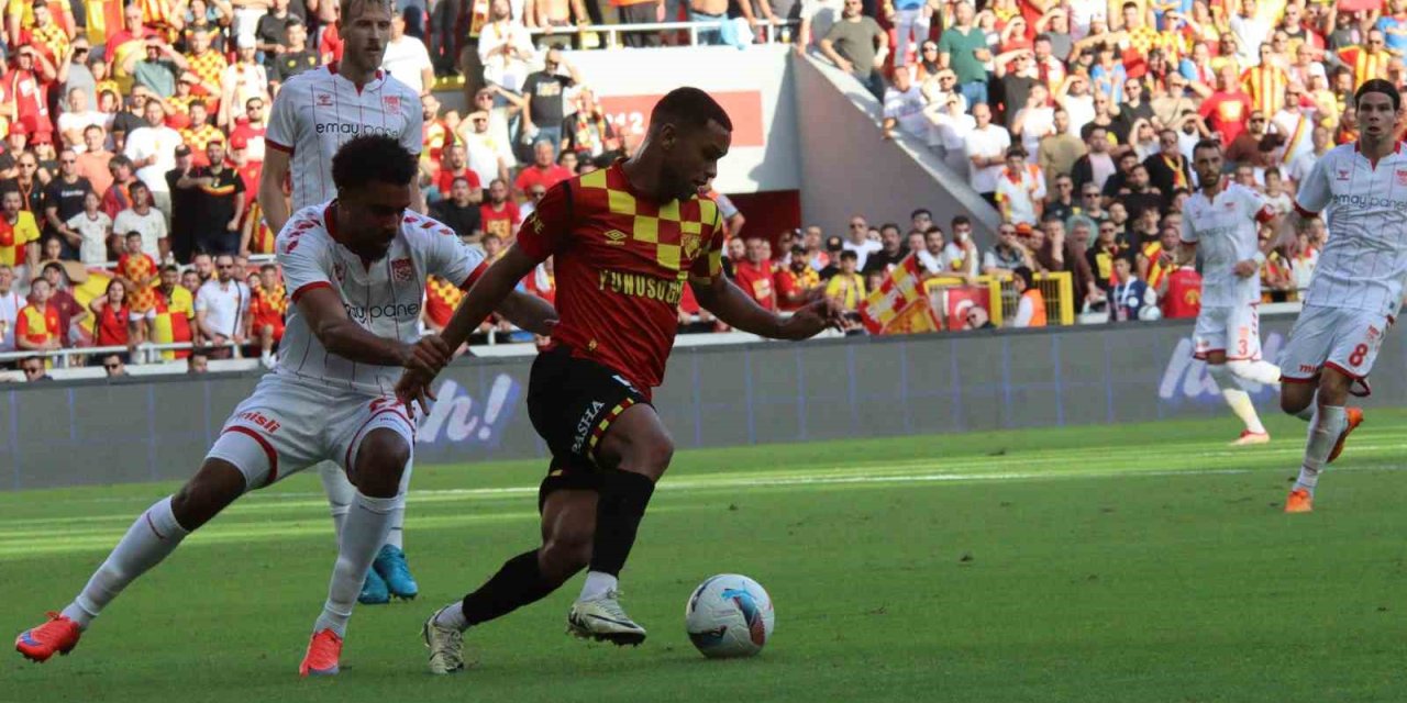 Göztepe Evinde Oynadığı Maçta Günü Galip Kapattı