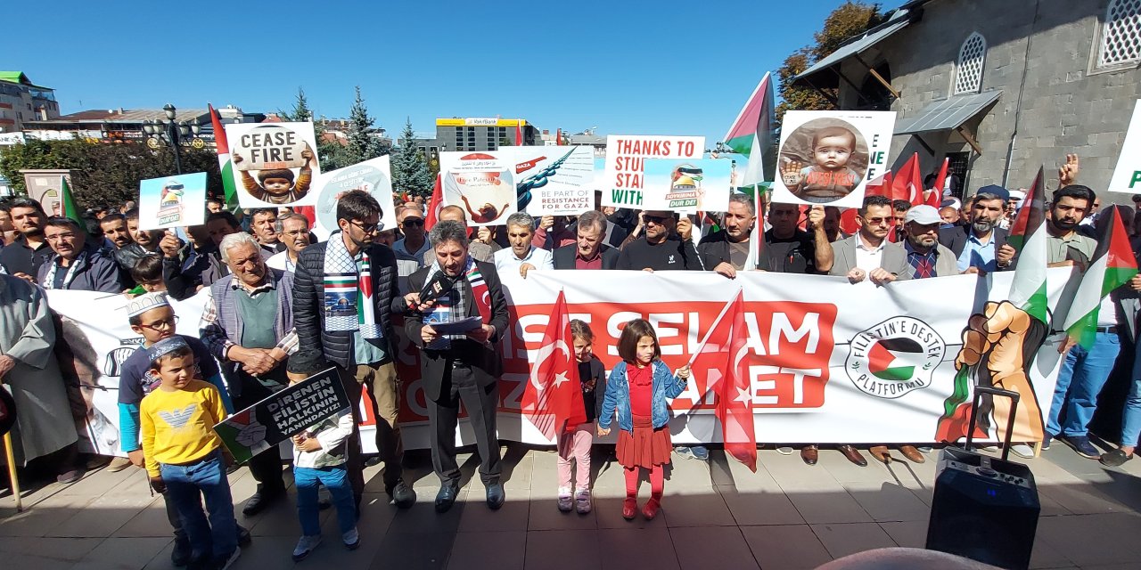 Erzurum İsrail Saldırılarını Protesto Etti