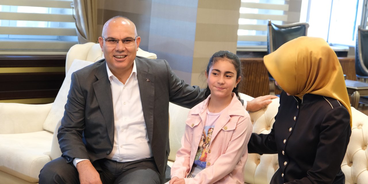 Vali Koç, 9 Yaşındaki Zeynep Ela’nın Hayalini Gerçekleştirdi