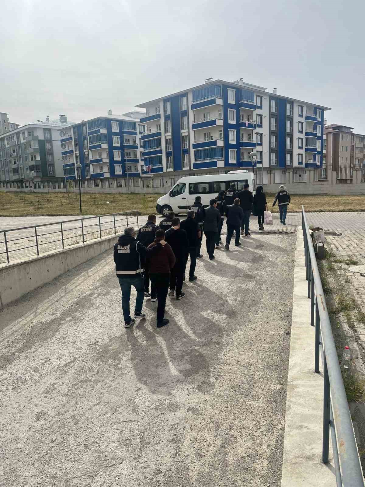 Erzurum merkezli 5 ilde dolandırıcılık operasyonu: 20 gözaltı